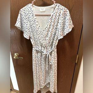 Women’s White and blue floral dress